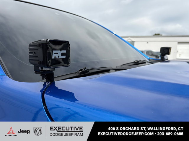 Used 2024 Nissan Frontier PRO-4X w/ Pro Premium Package AWD/4WD image 8
