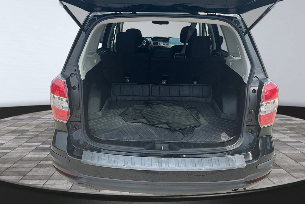 Used 2015 Subaru Forester 2.5i Premium w/ All-Weather Package AWD/4WD image 7