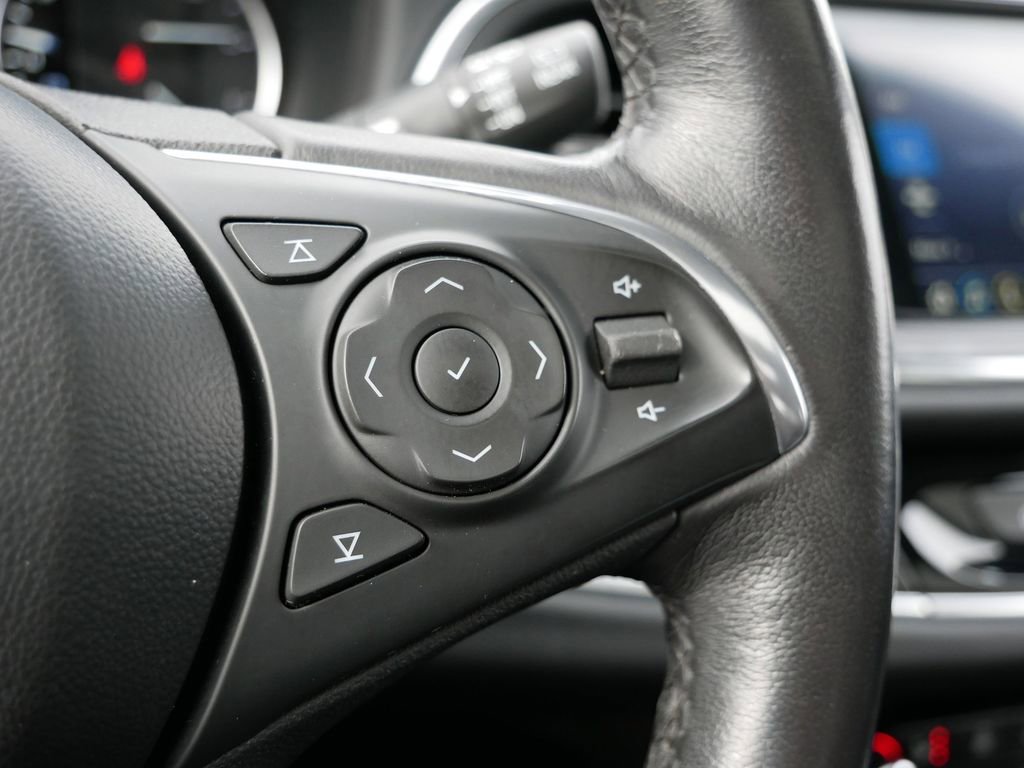 Used 2021 Buick Enclave Avenir w/ Avenir Technology Package AWD/4WD image 33