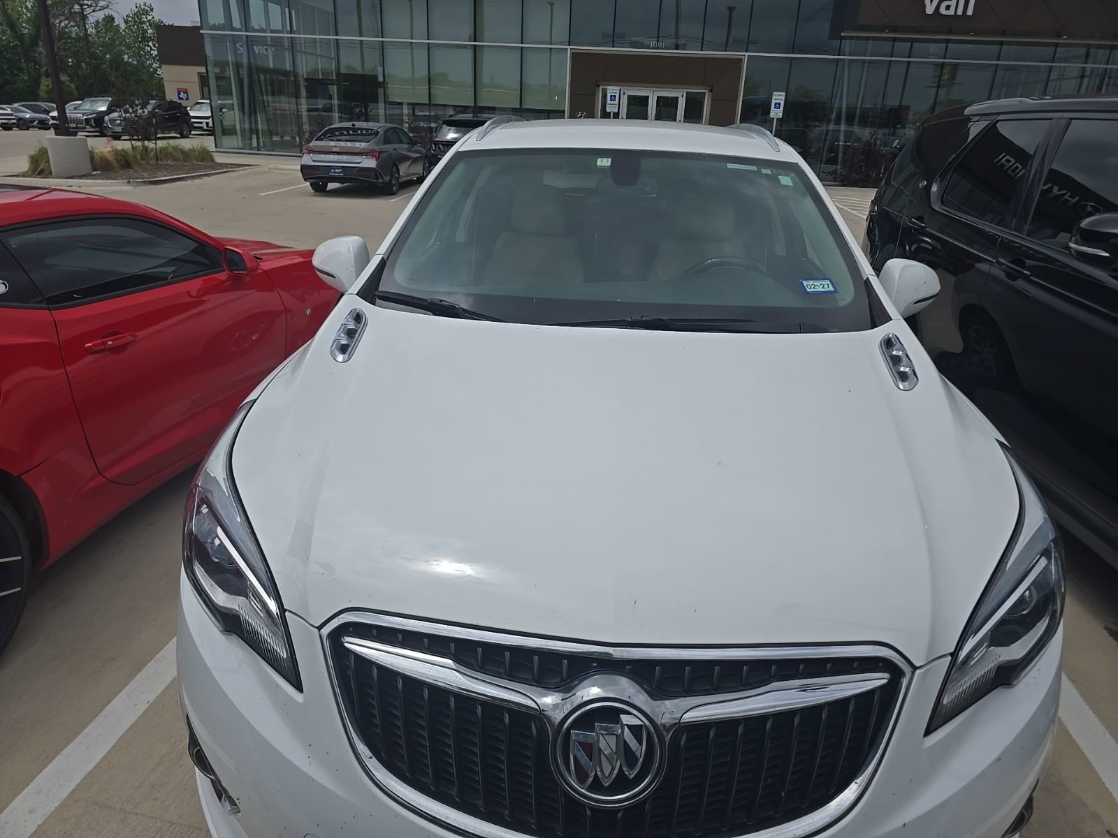 Used 2020 Buick Envision Essence image 2