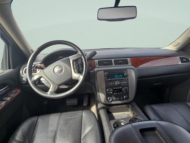 Used 2012 GMC Yukon SLT w/ SLT-2 Equipment Package image 10