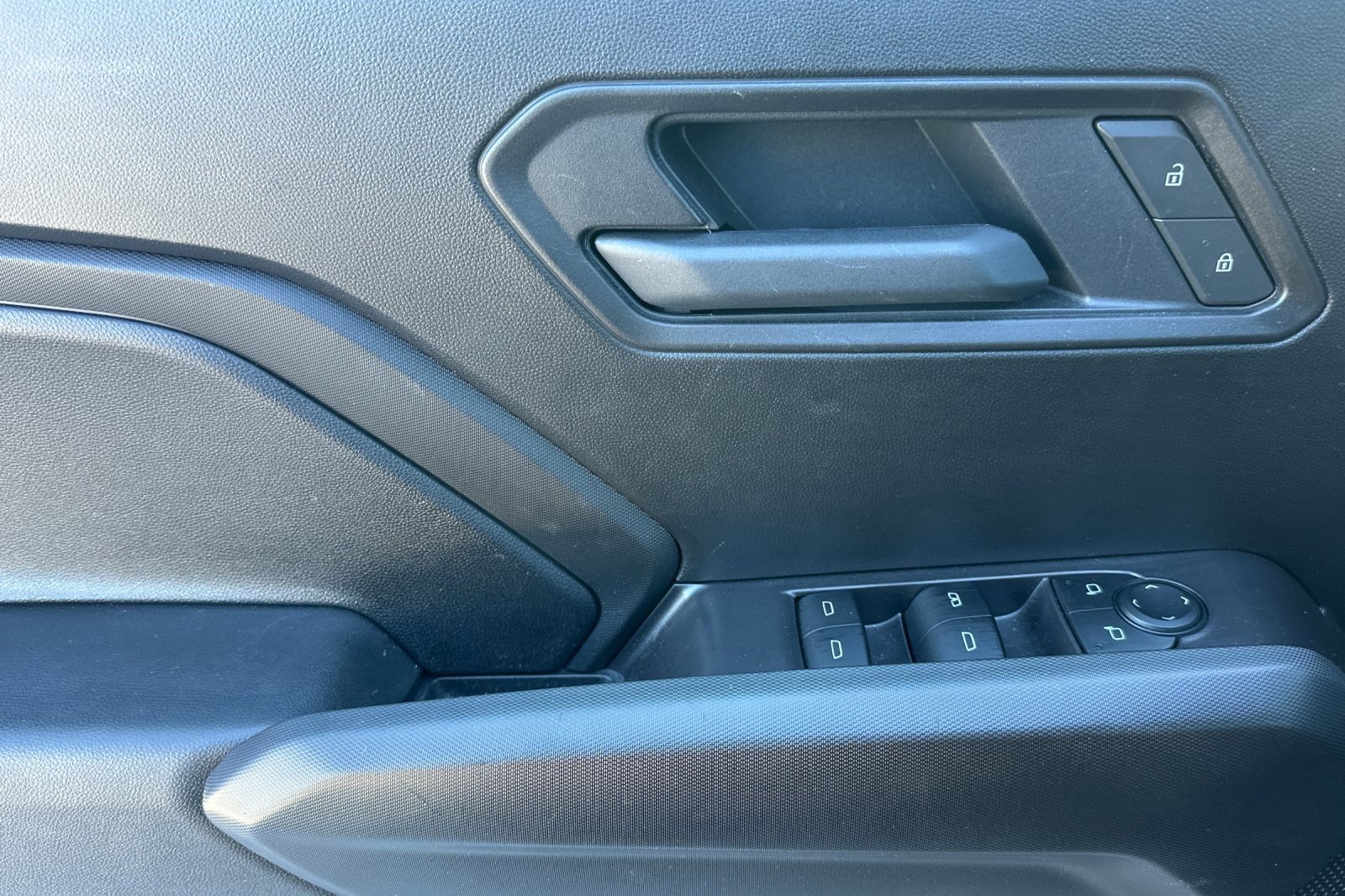 Used 2026 Chevrolet Colorado Trail Boss image 12