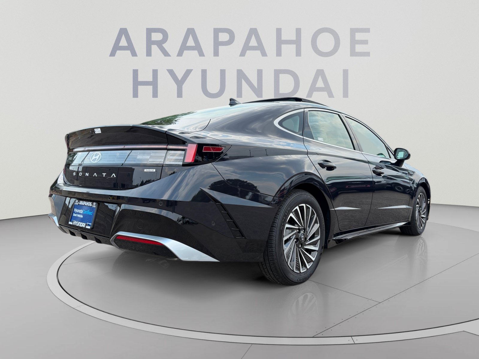Used 2025 Hyundai Sonata Limited FWD image 5