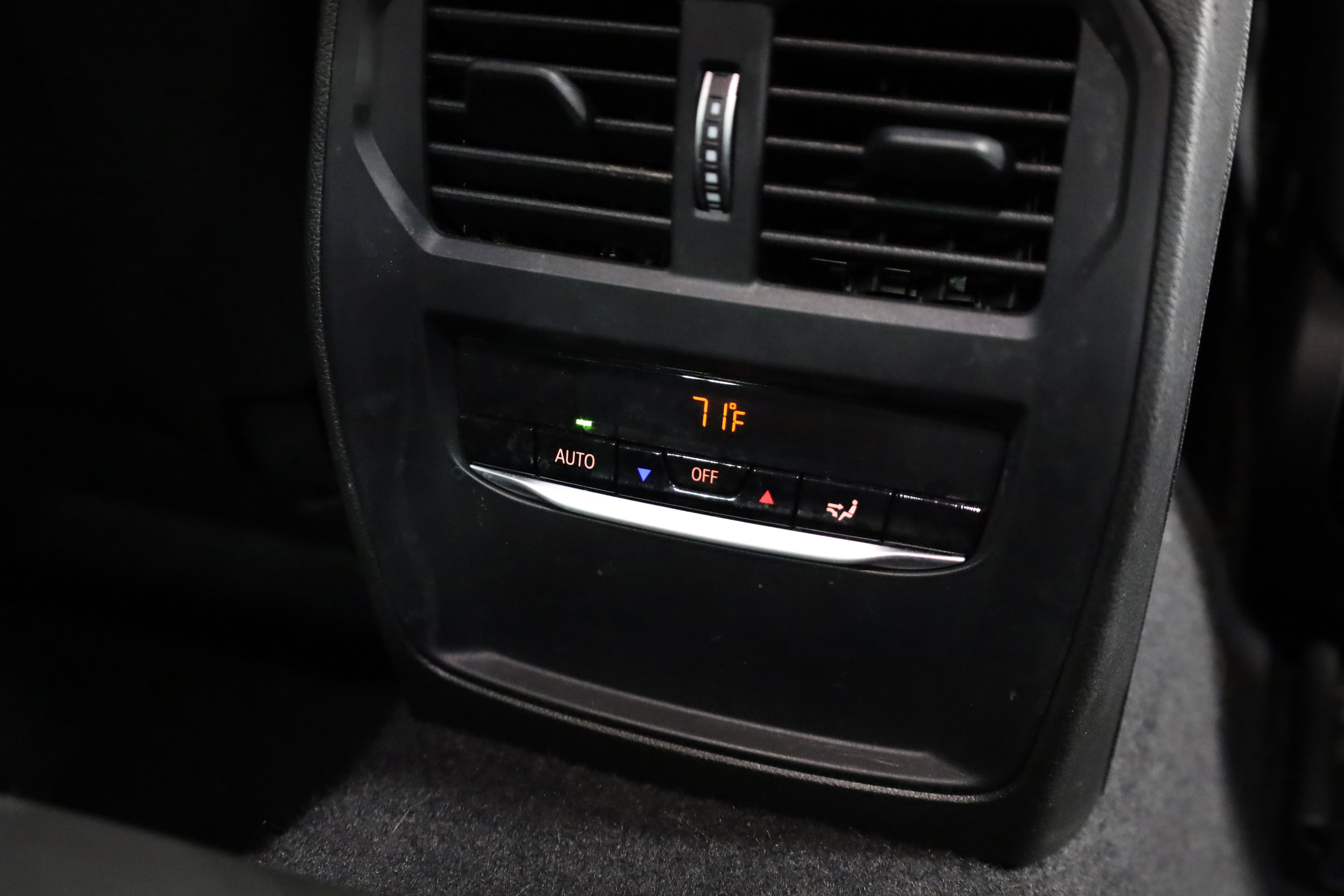 Used 2023 BMW M2 w/ Lighting Package image 39