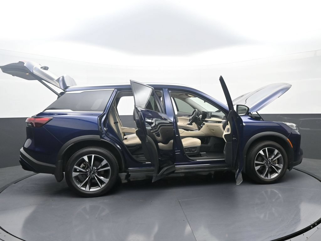 Used 2023 INFINITI QX60 Luxe w/ Vision Package AWD/4WD image 45