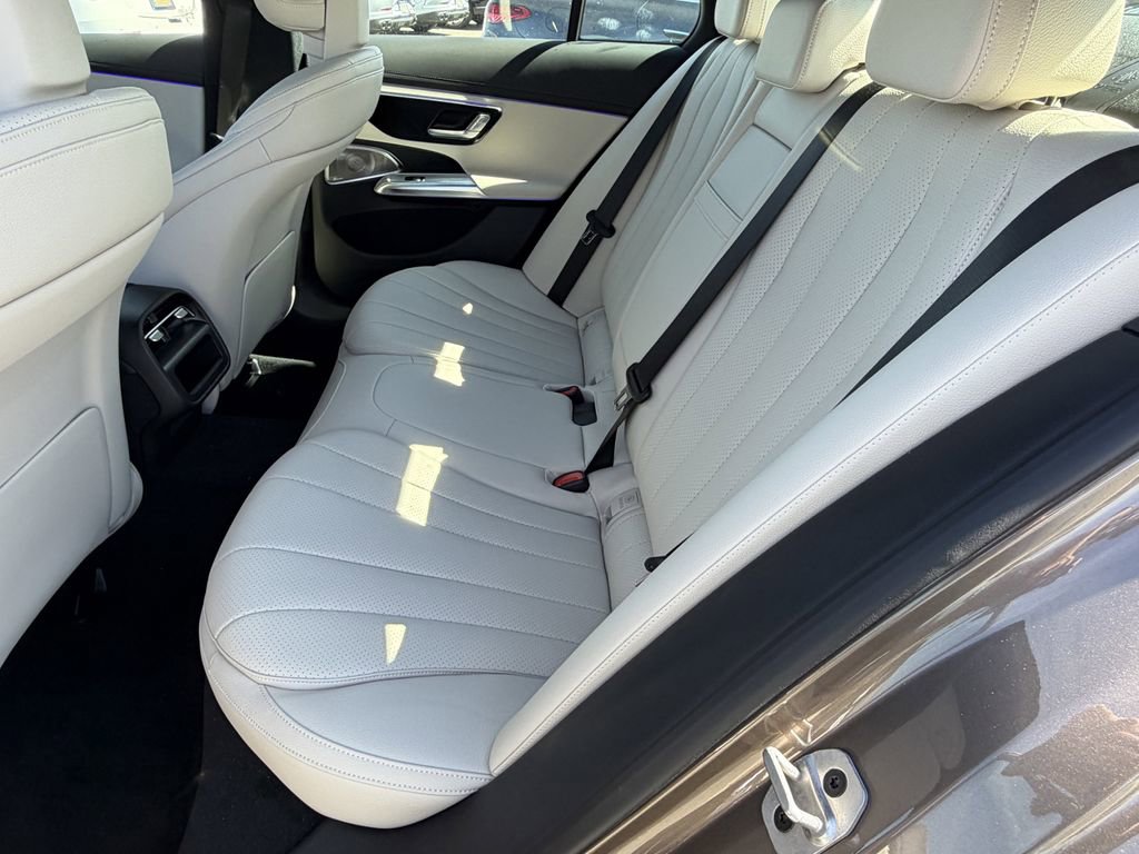 New 2026 Mercedes-Benz E 350 Sedan image 31