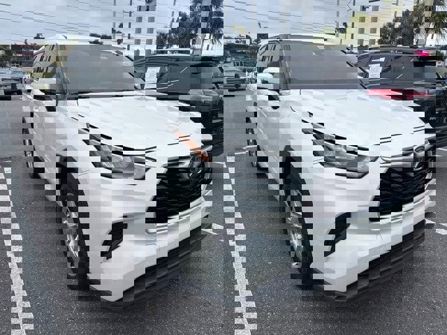 Used 2020 Toyota Highlander L