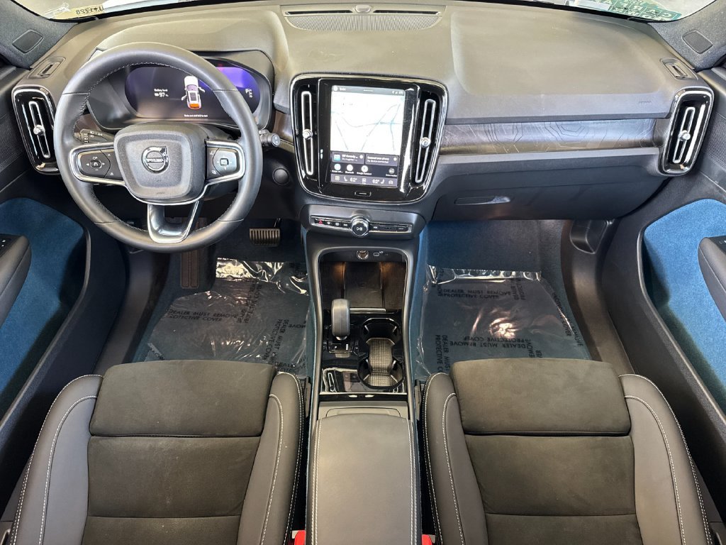 Certified 2023 Volvo XC40 Recharge Plus AWD/4WD image 12