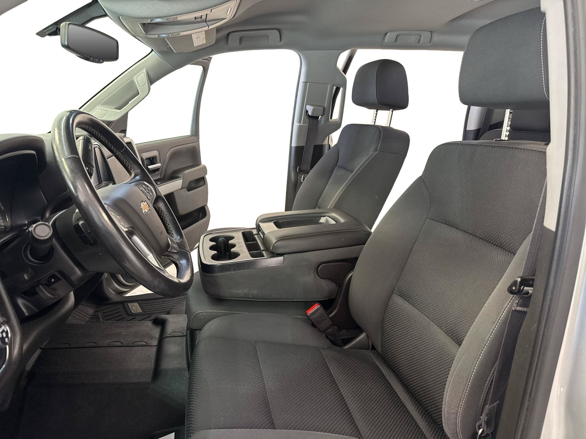 Used 2017 Chevrolet Silverado 1500 LT w/ All Star Edition AWD/4WD image 16