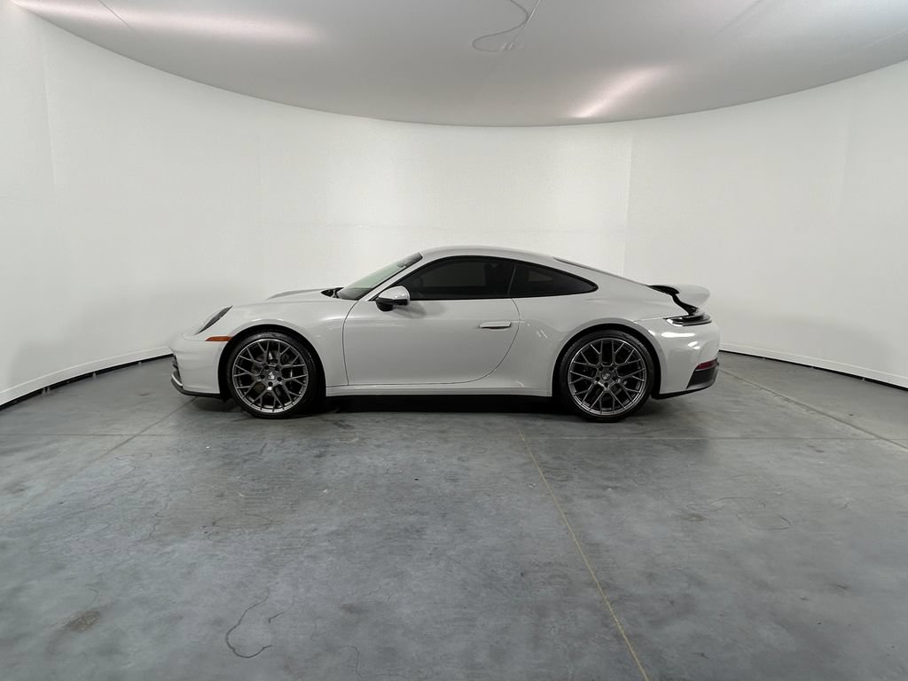 Certified 2025 Porsche 911 Carrera RWD image 2