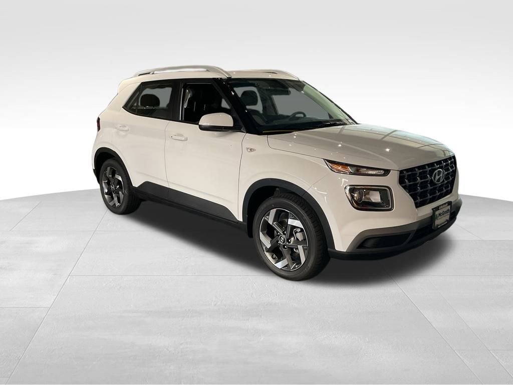 New 2025 Hyundai Venue SEL image 1