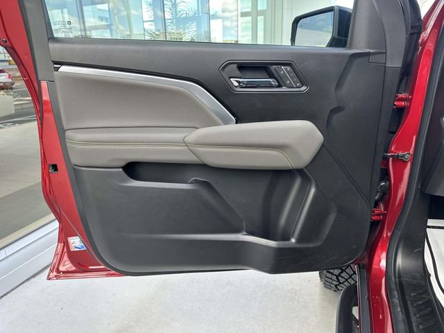 Used 2026 Chevrolet Colorado ZR2 w/ Technology Package image 15