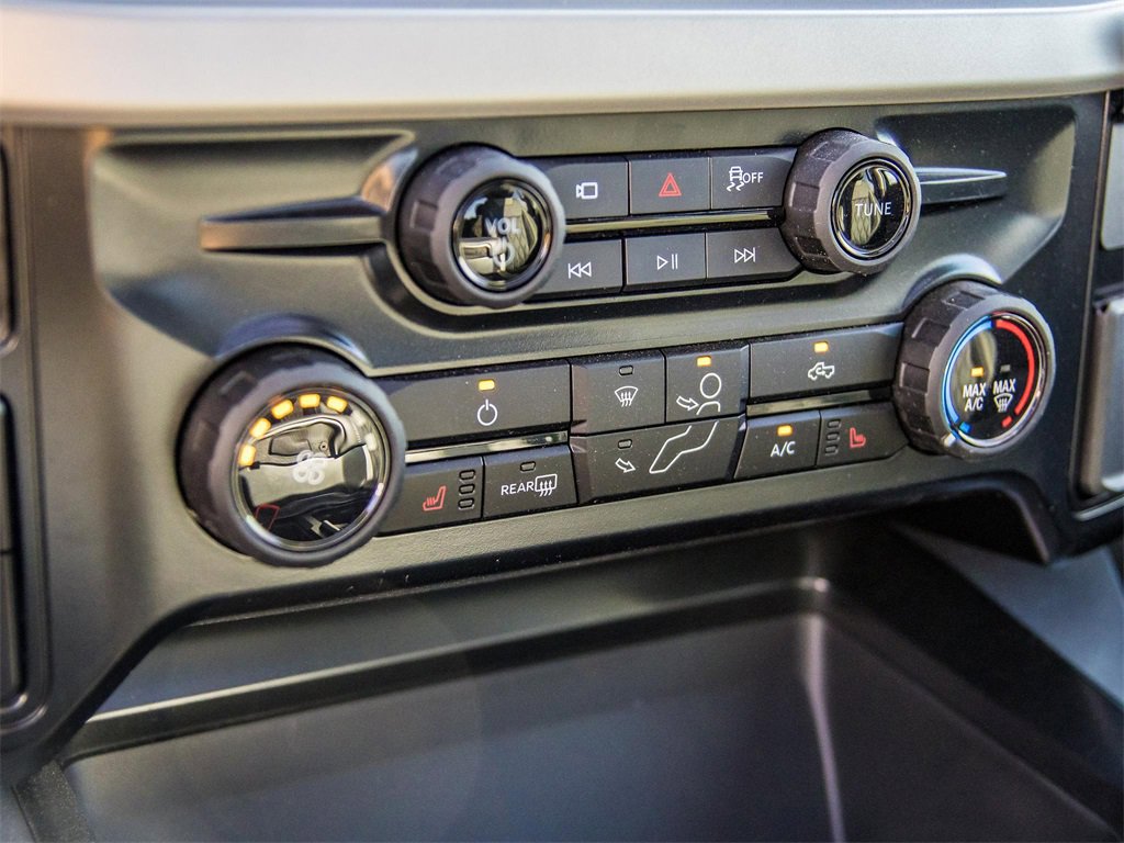 New 2026 Ford F250 XLT w/ XLT Premium Package image 38