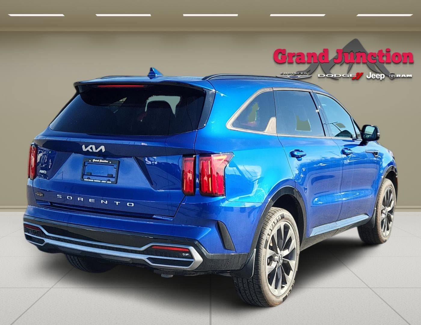 Used 2022 Kia Sorento EX AWD/4WD image 4