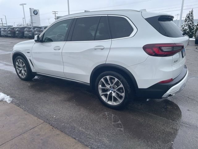 Used 2022 BMW X5 xDrive45e w/ Executive Package image 5