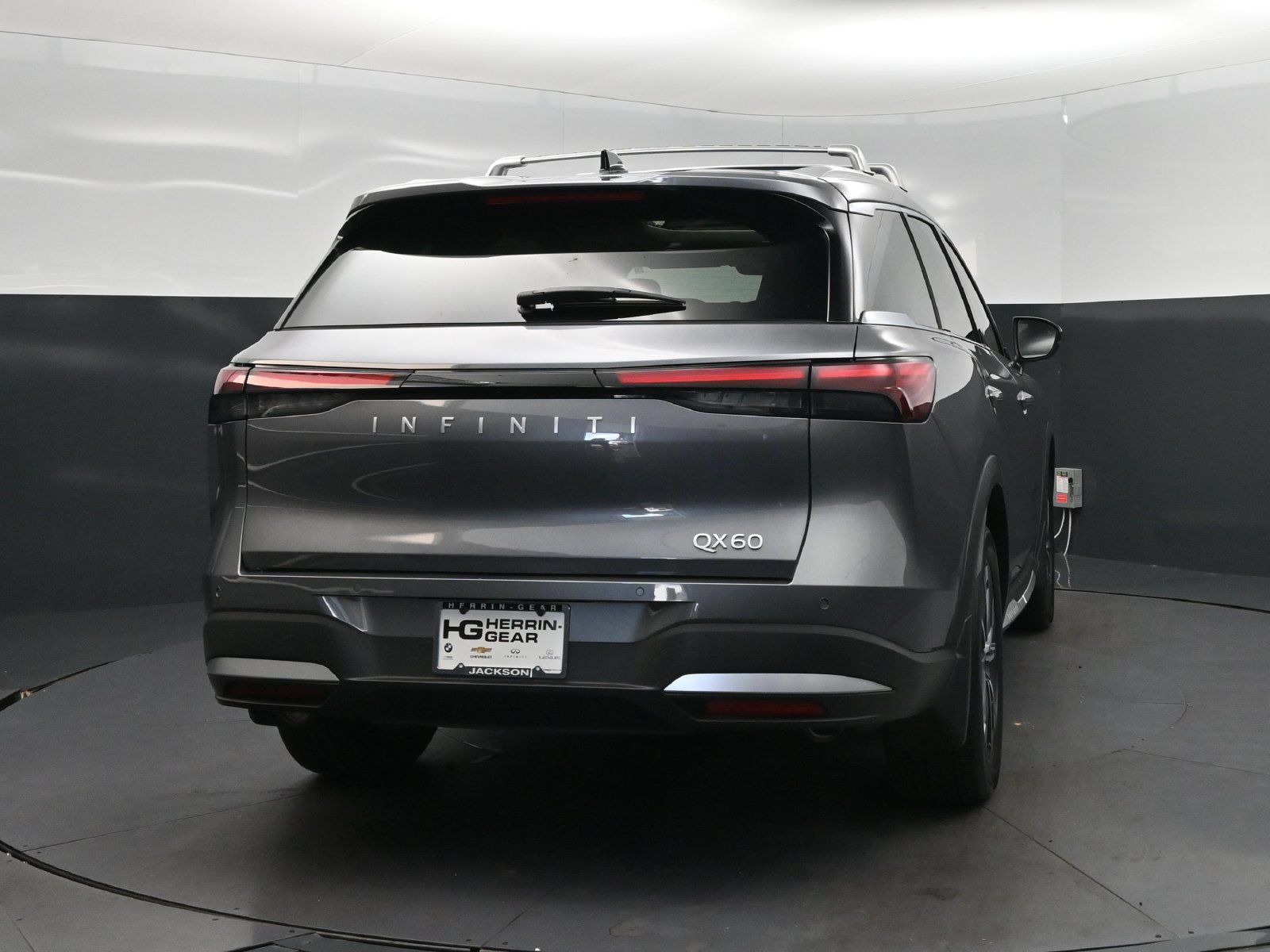 Used 2026 INFINITI QX60 Luxe w/ Cargo Package FWD image 7