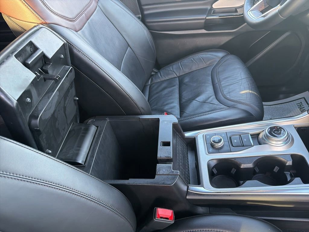 Certified 2023 Ford Explorer Platinum w/ Technology Package image 33