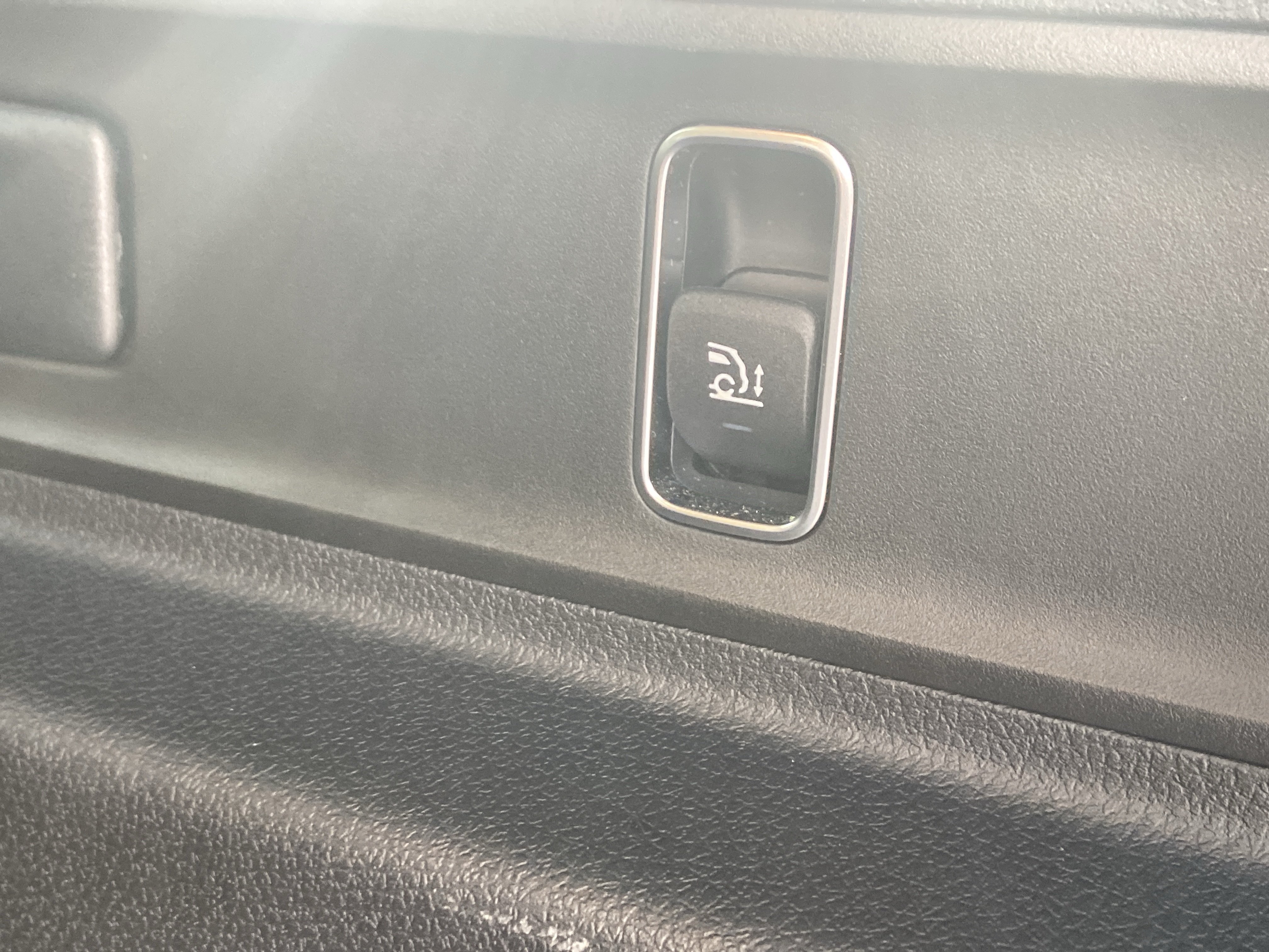 Certified 2025 Mercedes-Benz GLE 580 4MATIC image 11