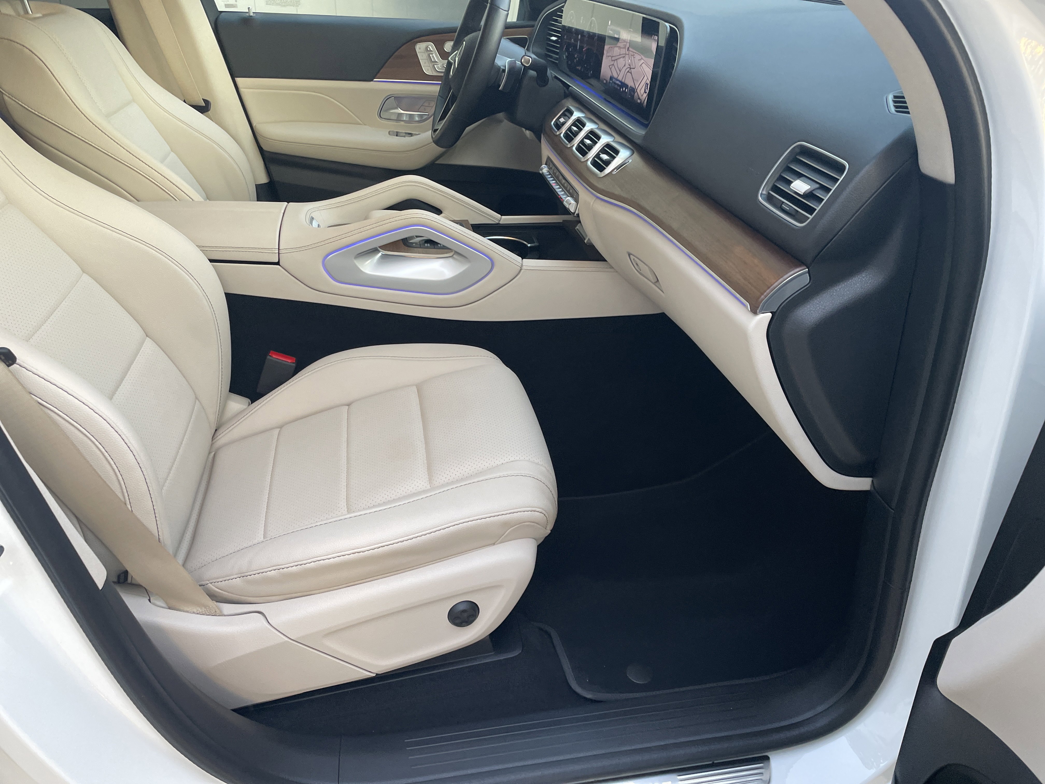 Used 2025 Mercedes-Benz GLE 350 4MATIC image 50