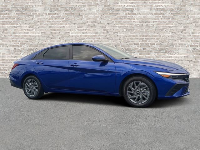 Used 2024 Hyundai Elantra SEL