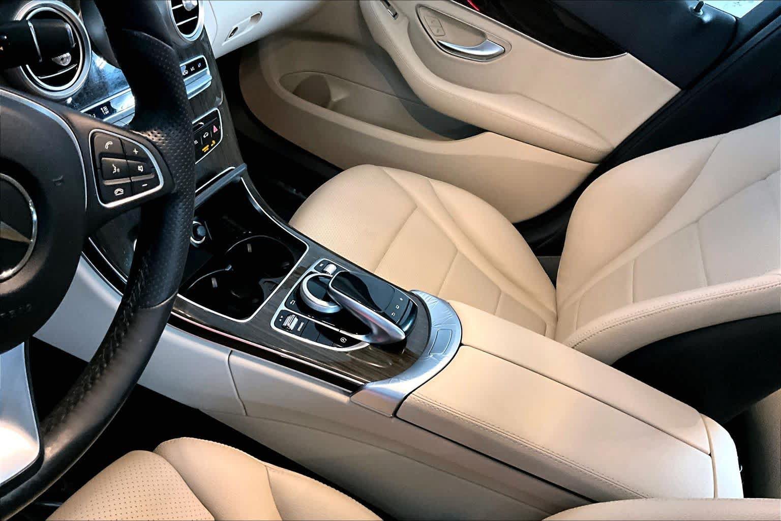 Used 2016 Mercedes-Benz C 300 4MATIC Sedan image 17