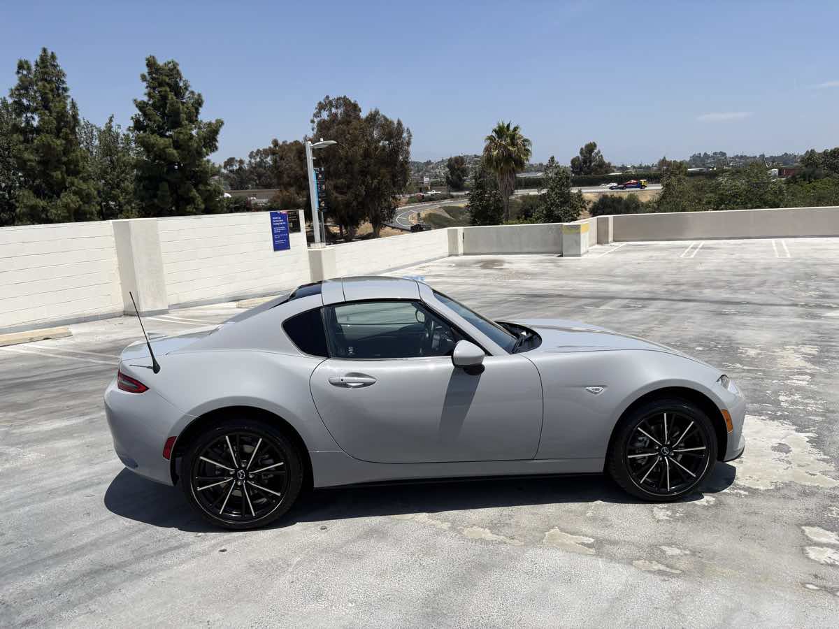 Used 2026 MAZDA MX-5 Miata RF Grand Touring RWD image 35