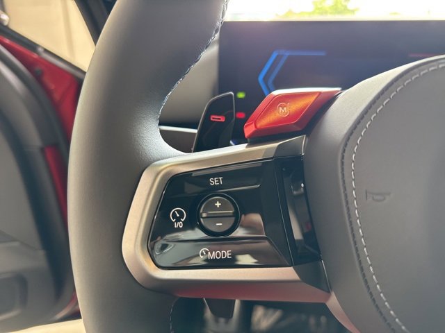 Used 2025 BMW M5 w/ Carbon Package image 34