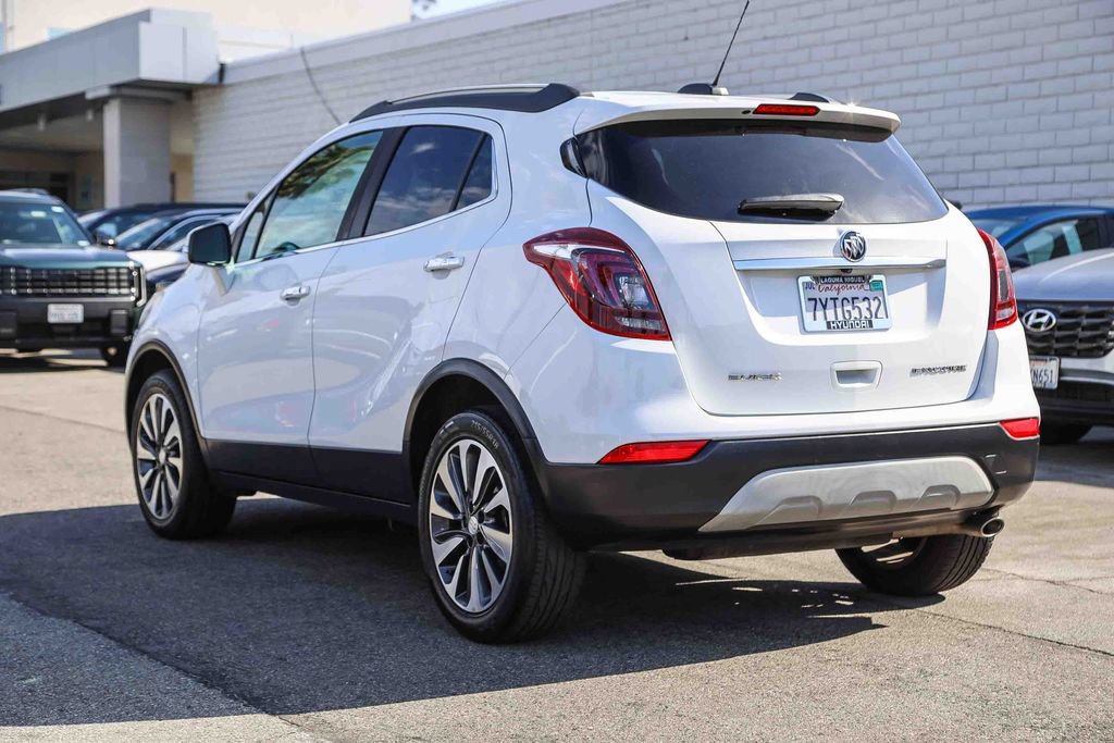 Used 2017 Buick Encore Essence FWD image 4