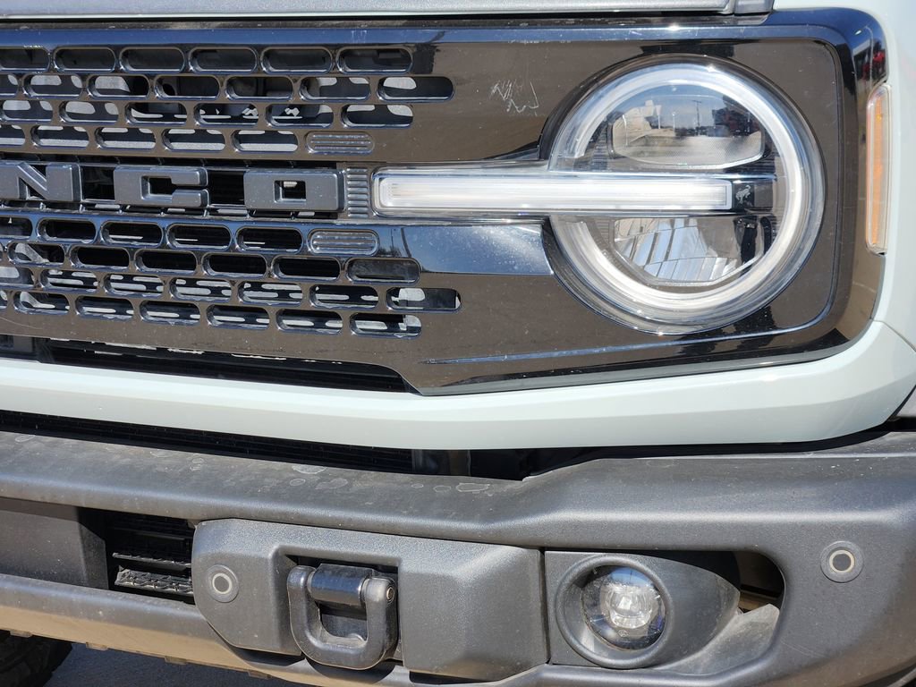 Used 2023 Ford Bronco Wildtrak image 14