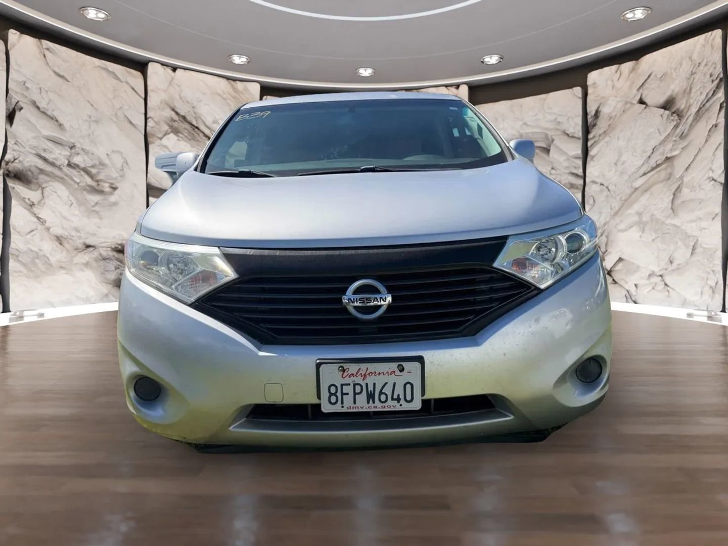 Used 2013 Nissan Quest S image 2