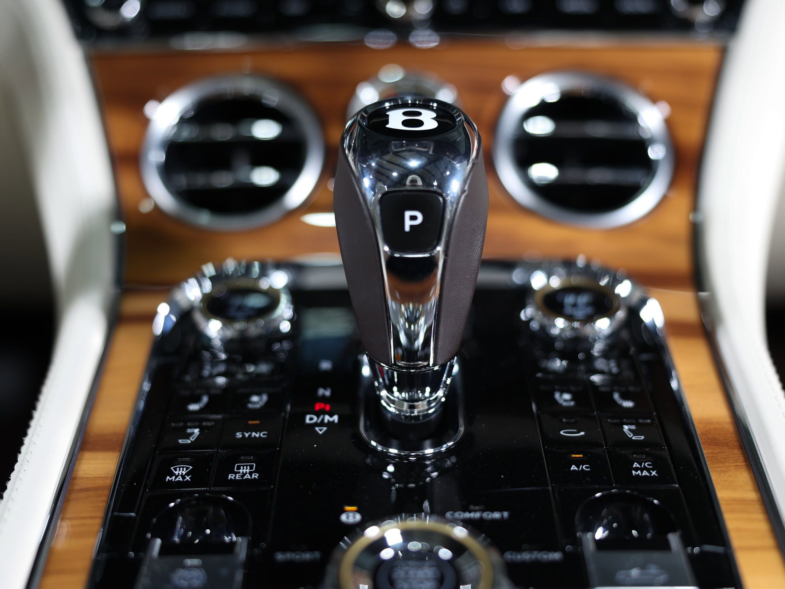 Used 2022 Bentley Continental GT Speed image 16
