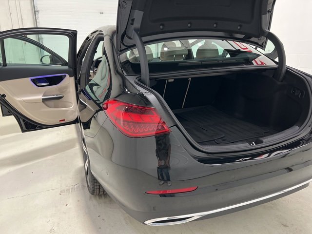 Used 2025 Mercedes-Benz C 300 4MATIC Sedan image 18