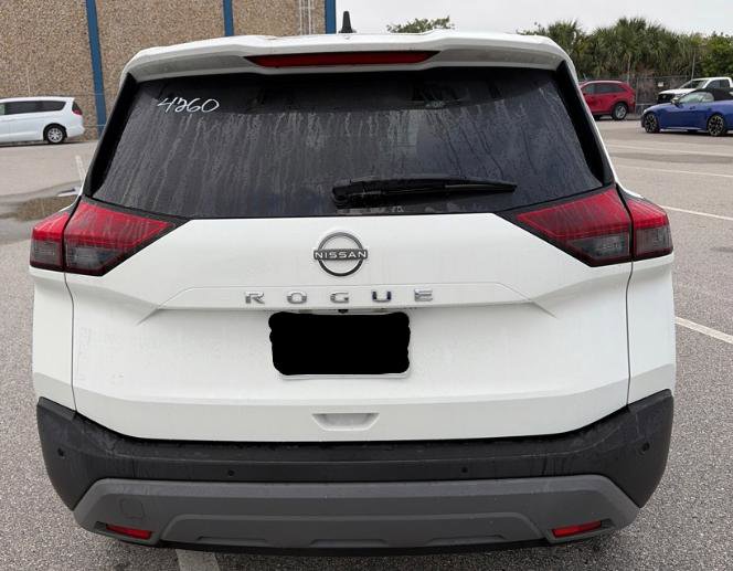 Used 2023 Nissan Rogue S FWD image 6