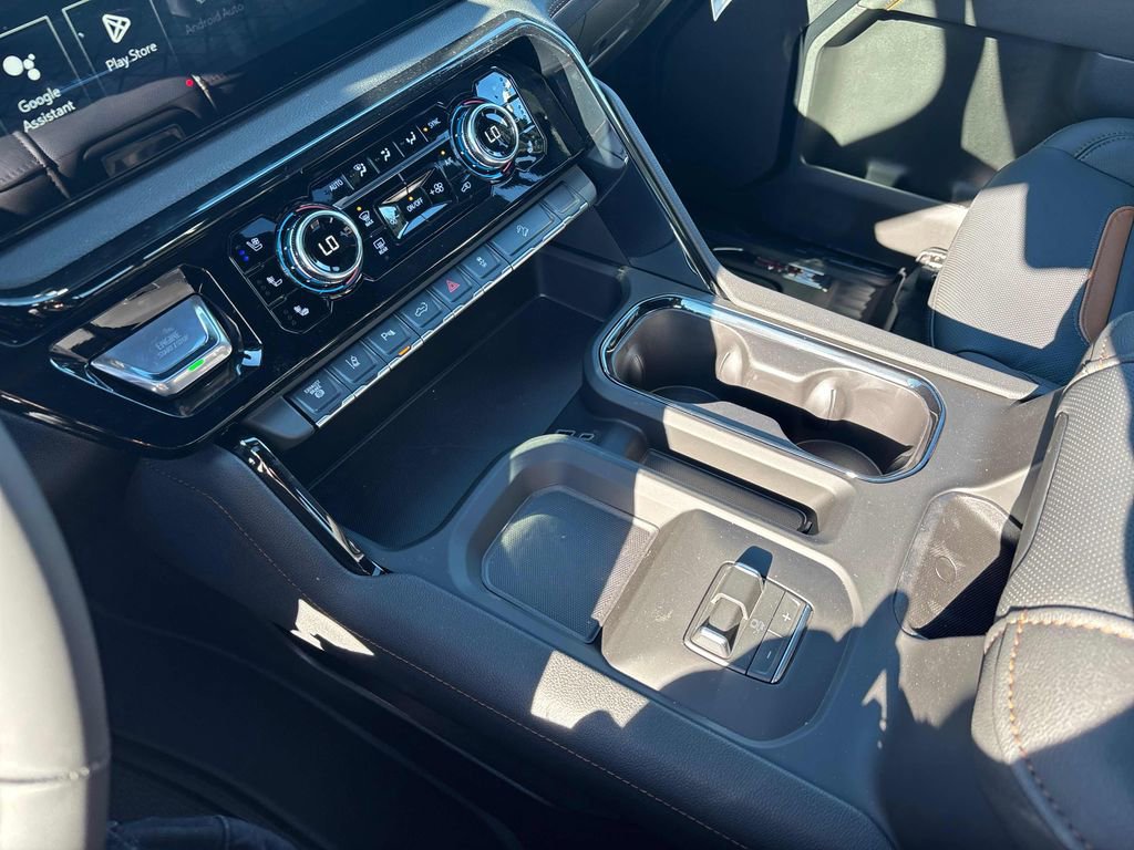 New 2026 GMC Sierra 2500 AT4 w/ Max Trailering Package image 30