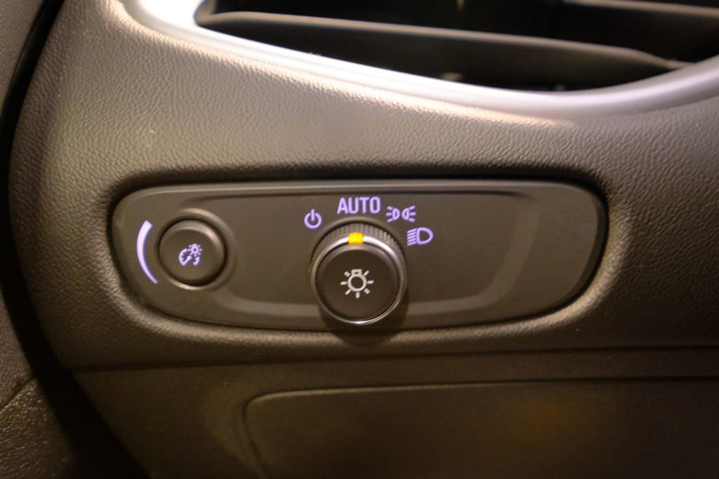 Used 2024 Chevrolet Malibu LT image 38