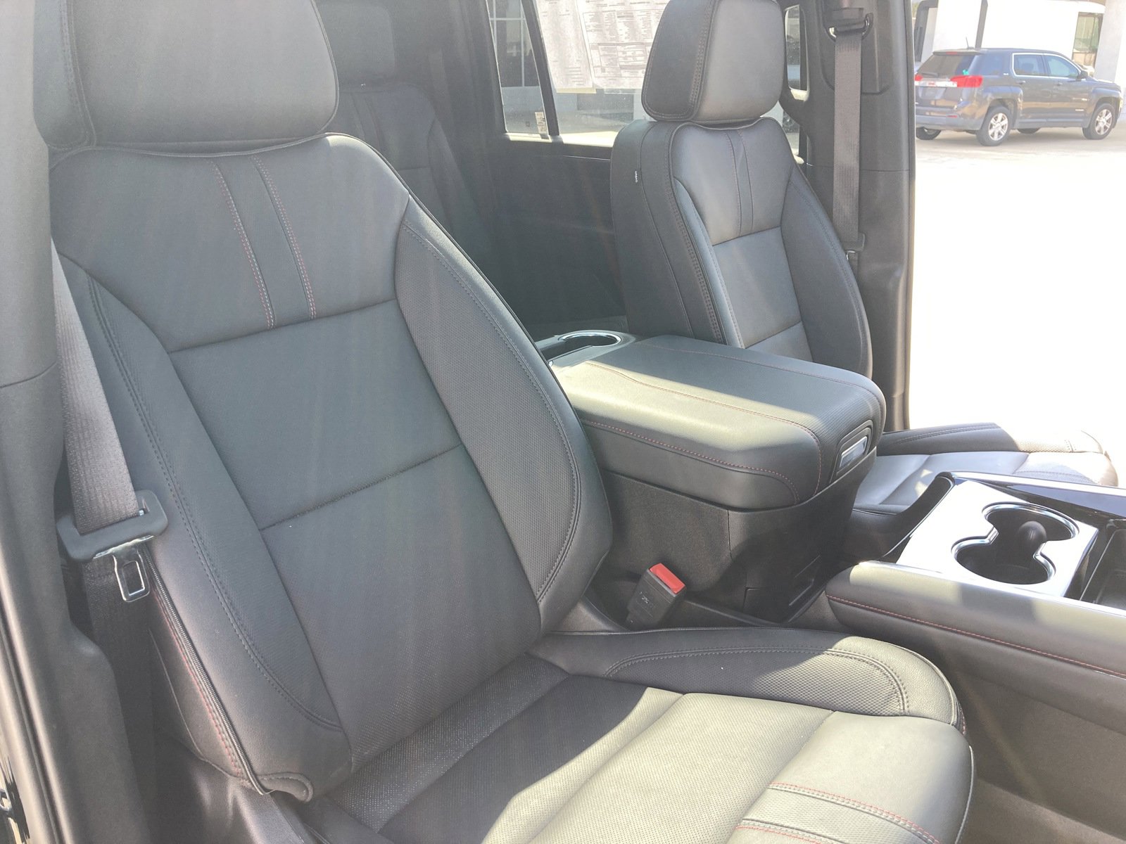 New 2025 Chevrolet Suburban RST w/ Advanced Technology Package image 26