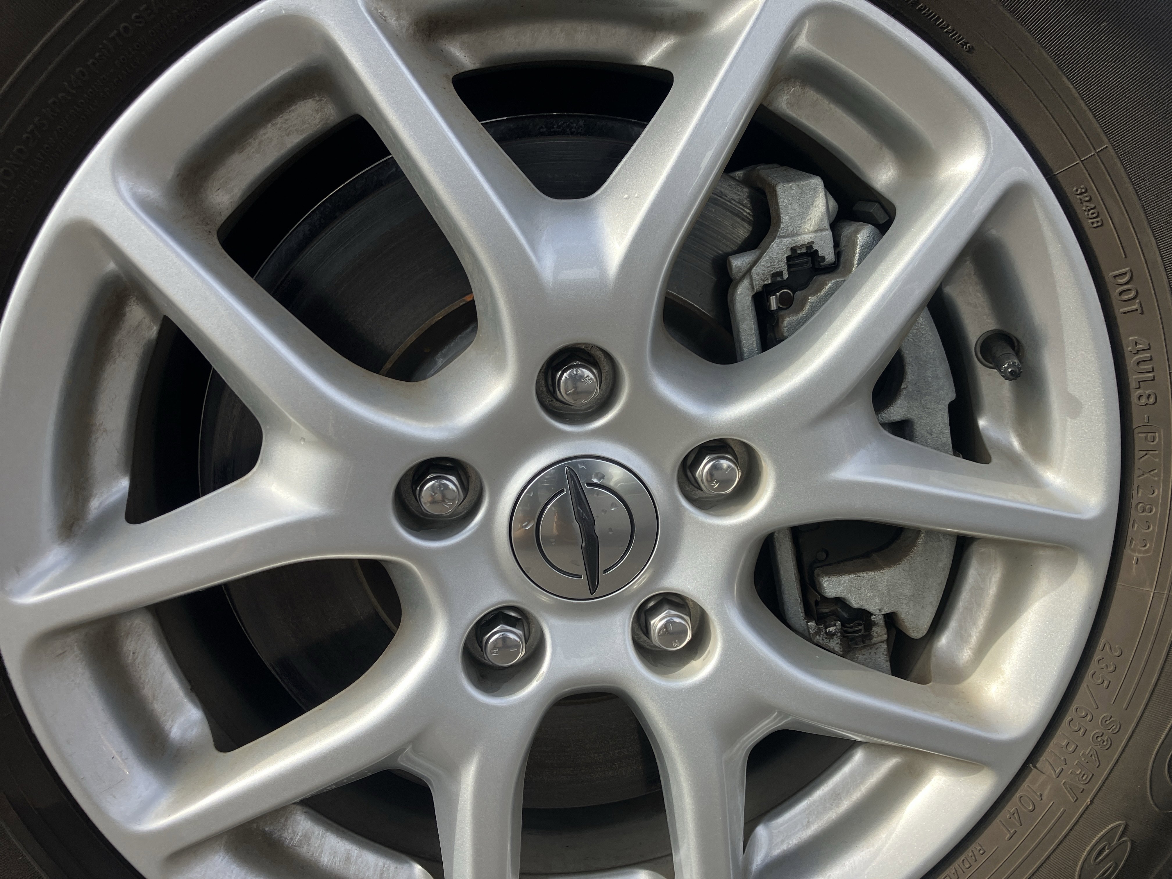 Used 2023 Chrysler Pacifica Touring-L image 9