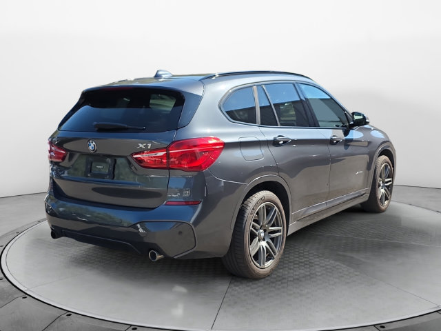Used 2018 BMW X1 xDrive28i w/ Premium Package Essential AWD/4WD image 5