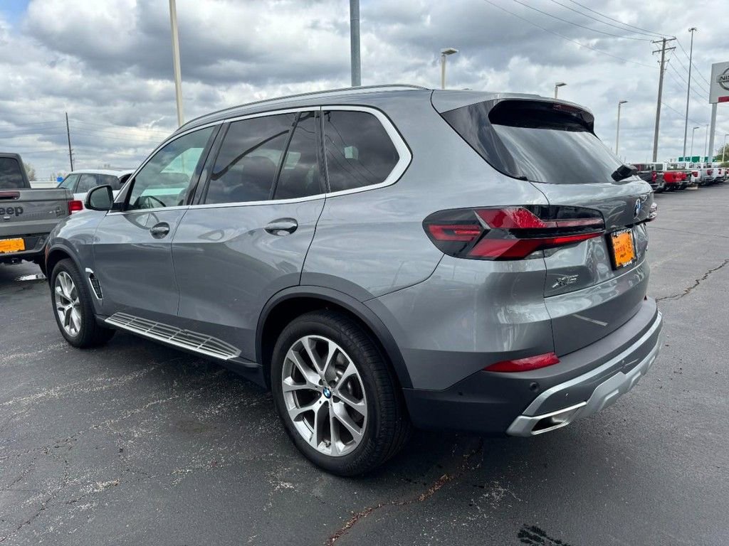 Used 2026 BMW X5 xDrive40i image 5
