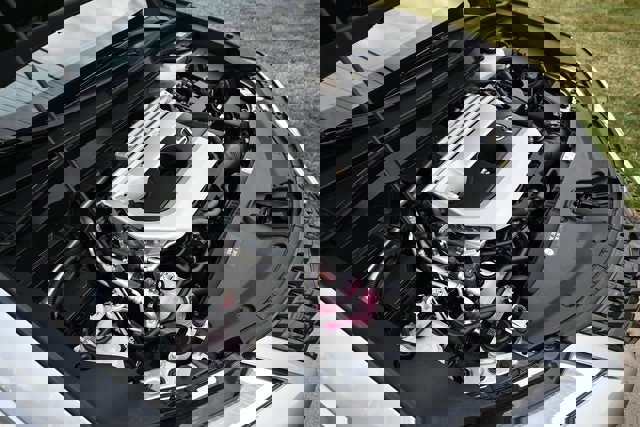 Used 2023 Lexus UX 250h Premium image 14