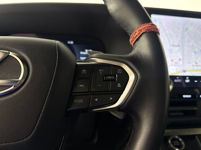 Used 2025 Lexus GX 550 w/ Accessory Package (2T) AWD/4WD image 25