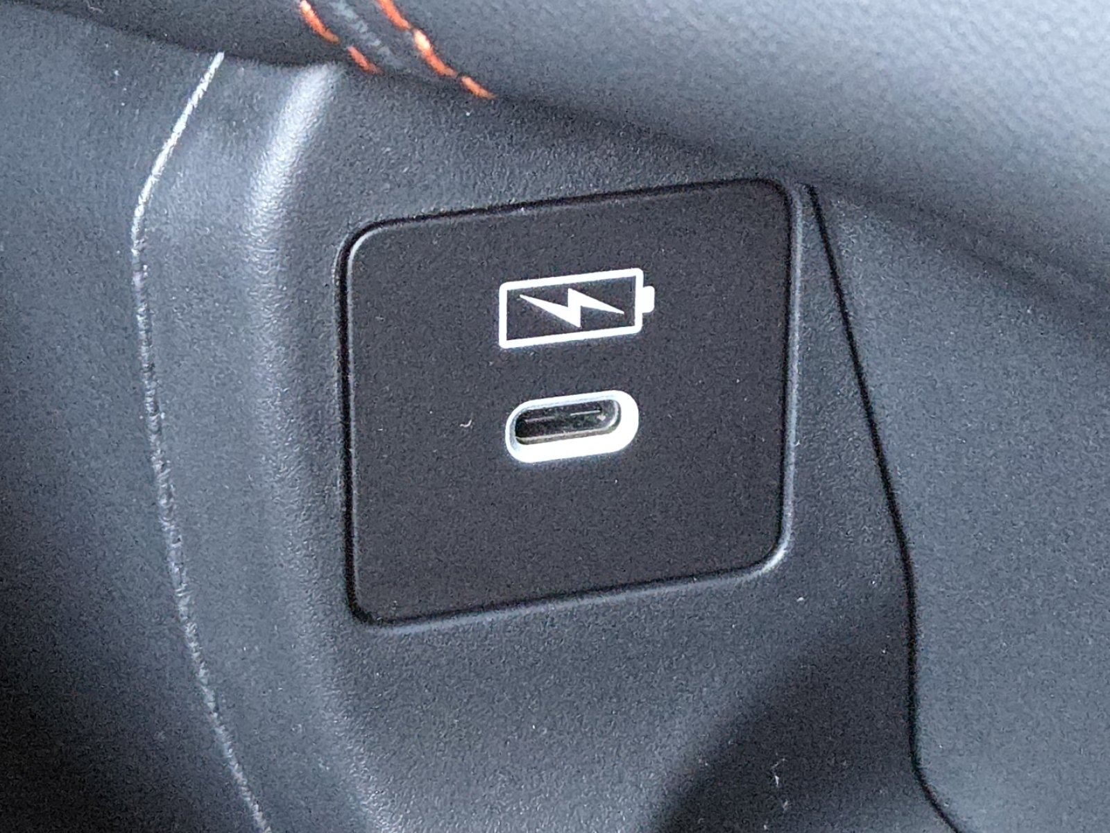 Used 2025 Honda HR-V Sport image 6