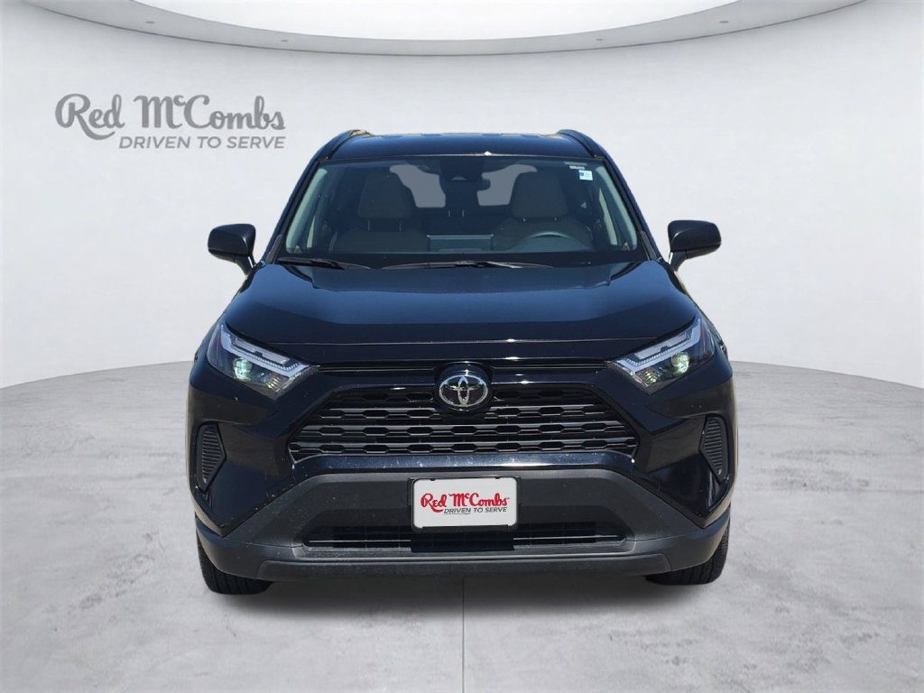 Used 2025 Toyota RAV4 LE AWD/4WD image 8