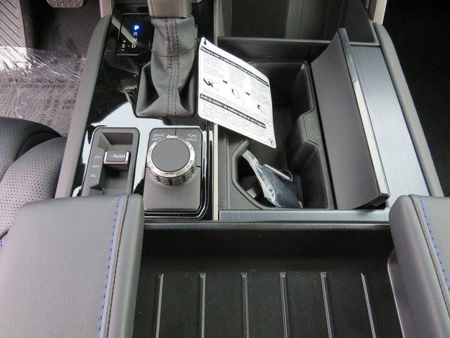 New 2026 Toyota Sequoia Platinum AWD/4WD image 34
