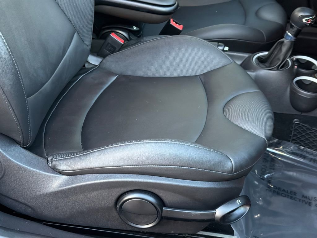 Used 2012 MINI Cooper S image 12