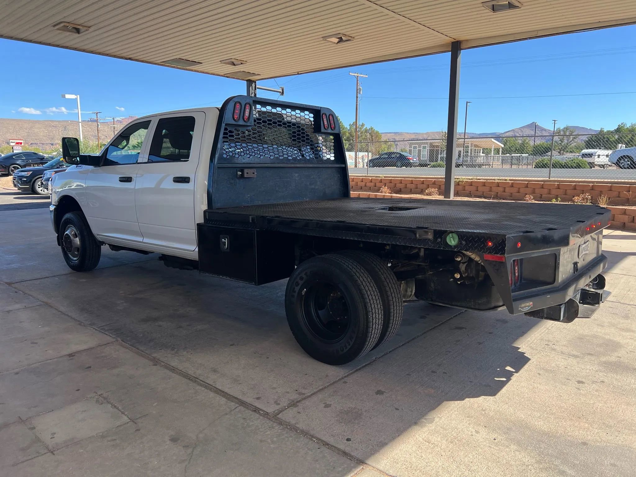 Used 2021 RAM 3500 Tradesman w/ Chrome Appearance Group image 7