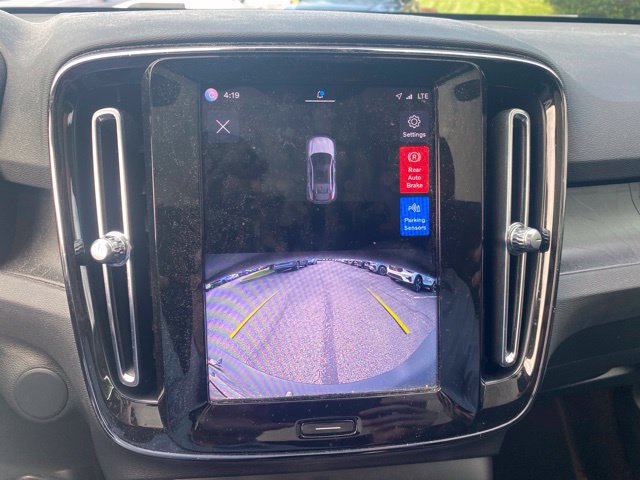 Used 2023 Volvo C40 Recharge Core AWD/4WD image 17