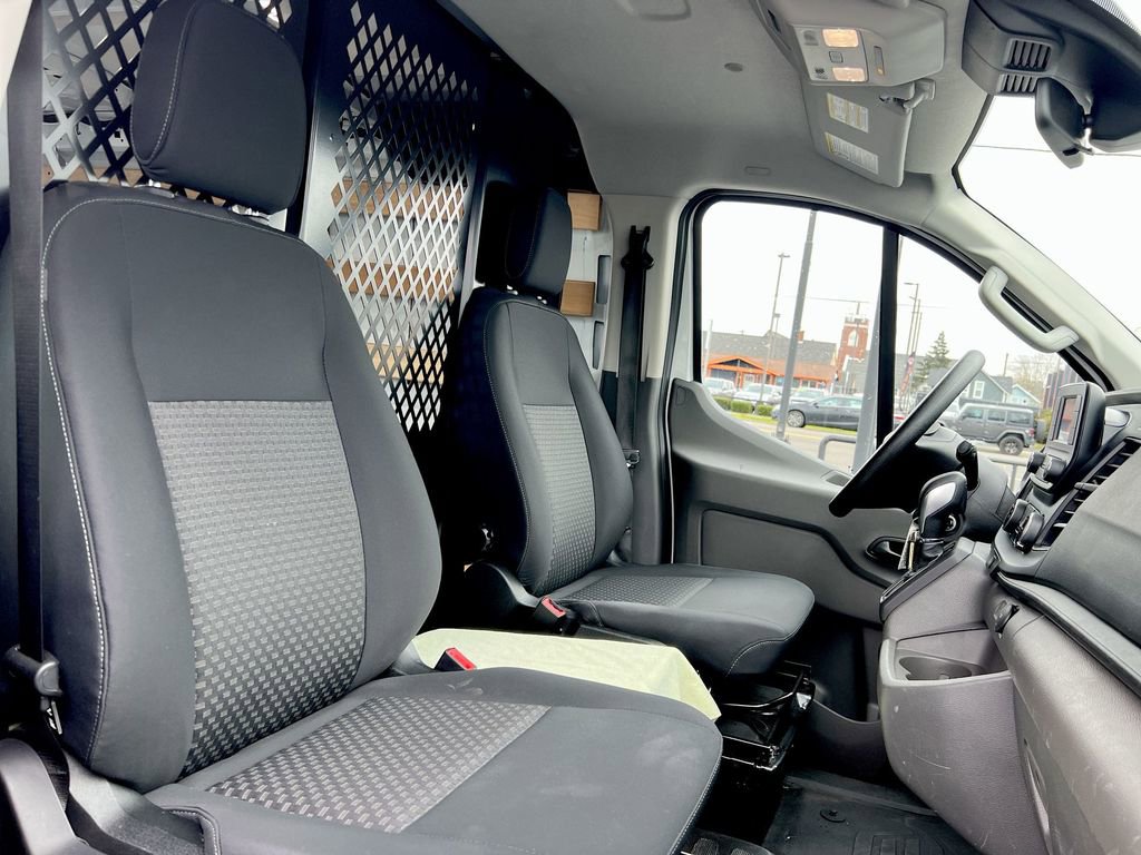 Used 2024 Ford Transit 250 Low Roof w/ Exterior Upgrade Package image 21