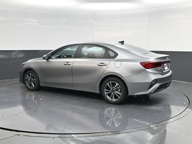 Used 2024 Kia Forte LXS image 5