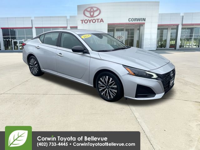 Used 2024 Nissan Altima 2.5 SV